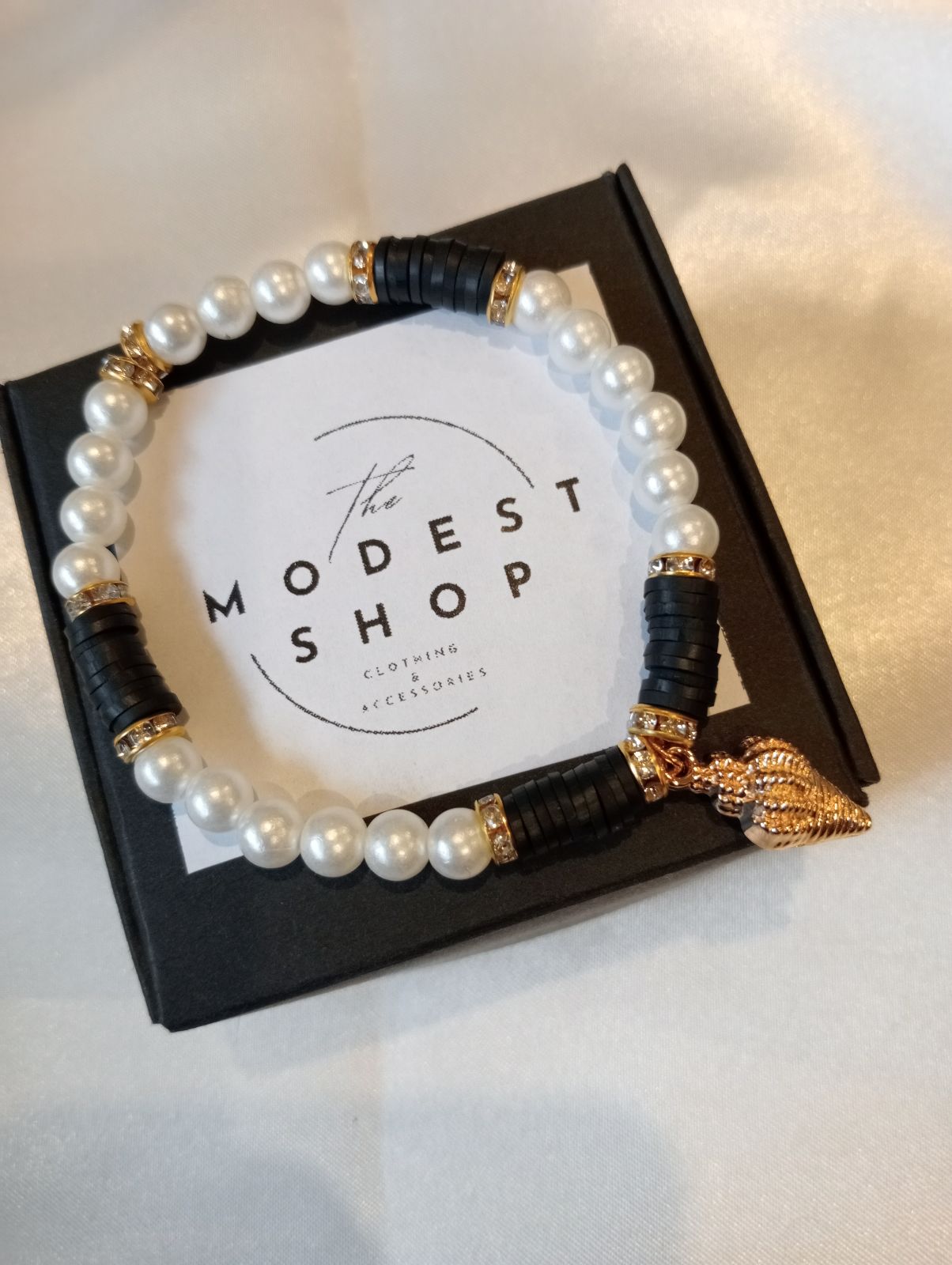 Shell Charm Bracelet