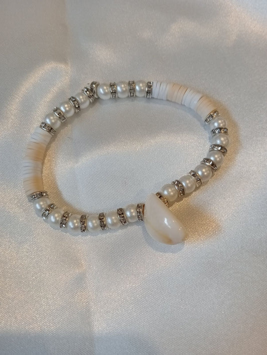 Shell Charm Bracelet